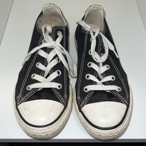 Converse All Star Sneakers Black Mens size 3. Womens size 5  Great condition